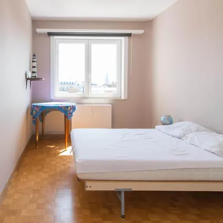 Splendid With Serene View Apartament *